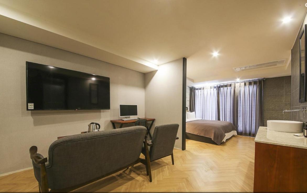 Brown Dot Hotel Gwangan Beach Μπουσάν Εξωτερικό φωτογραφία